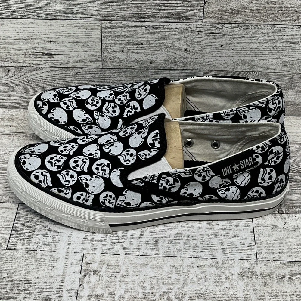 Converse One Star Youth‎ Slip On Black White Skulls Sneakers Size 3.5